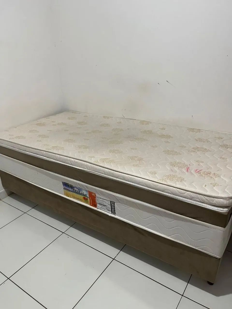 Vendo cama solteirão  - Foto 2