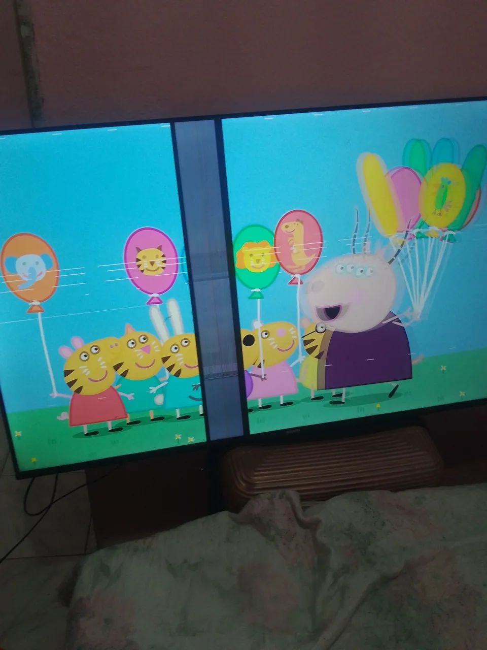 Vendo tv de 50 polegadas smart mas com listas na tela mas funcionando normal.. - Foto 5
