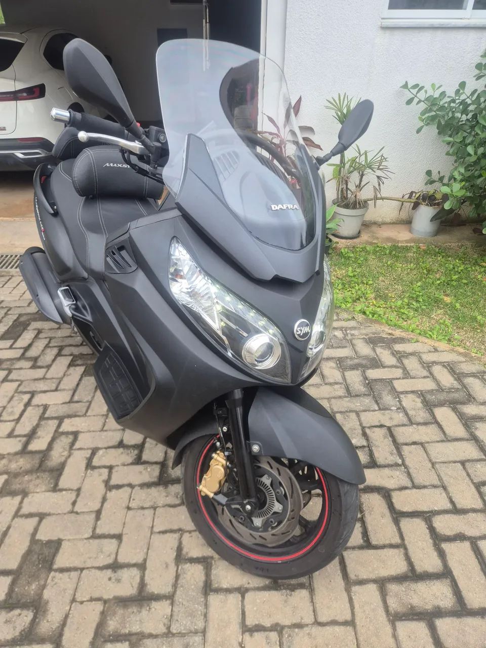 Maxym 400 i 