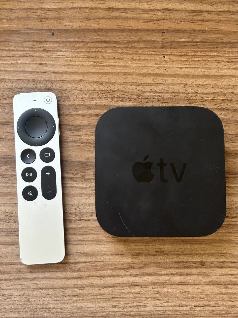 Apple TV 4K 2ª Geração A2169 ? Com Defeito + Controle