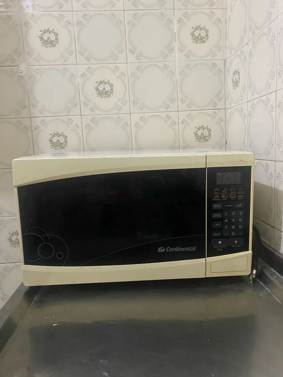 Microondas Continental