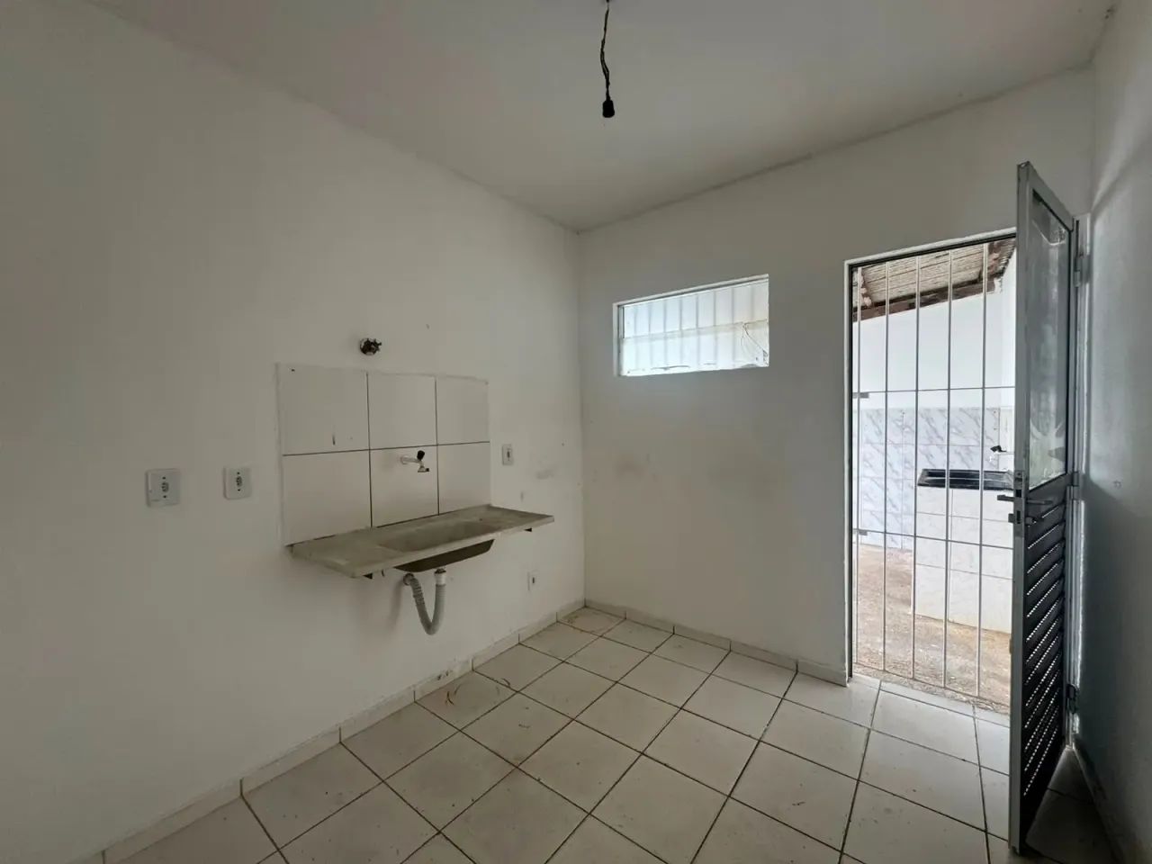 Casa Novo Jardim Ótima para comércio - Foto 2