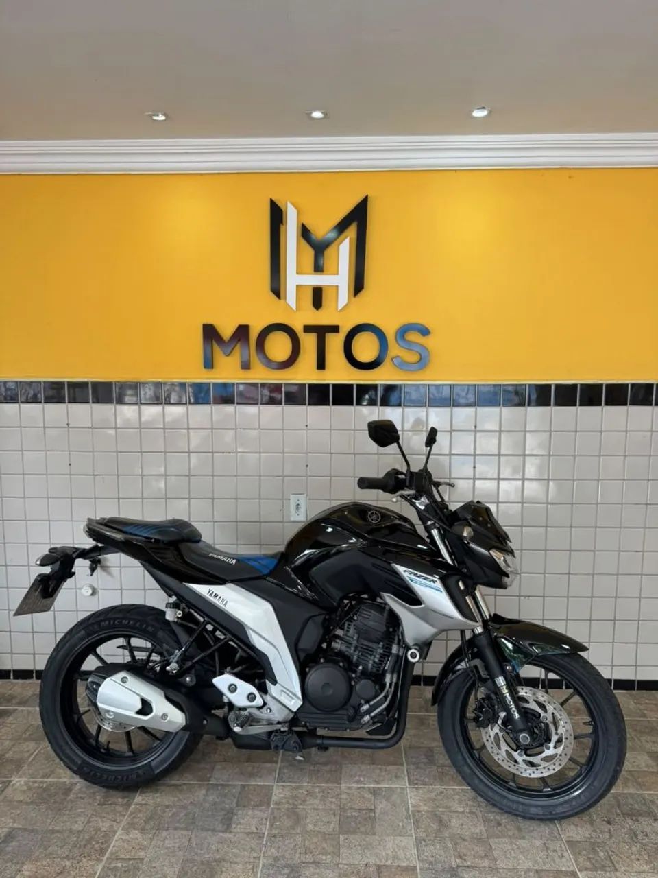 FAZER 250 2019