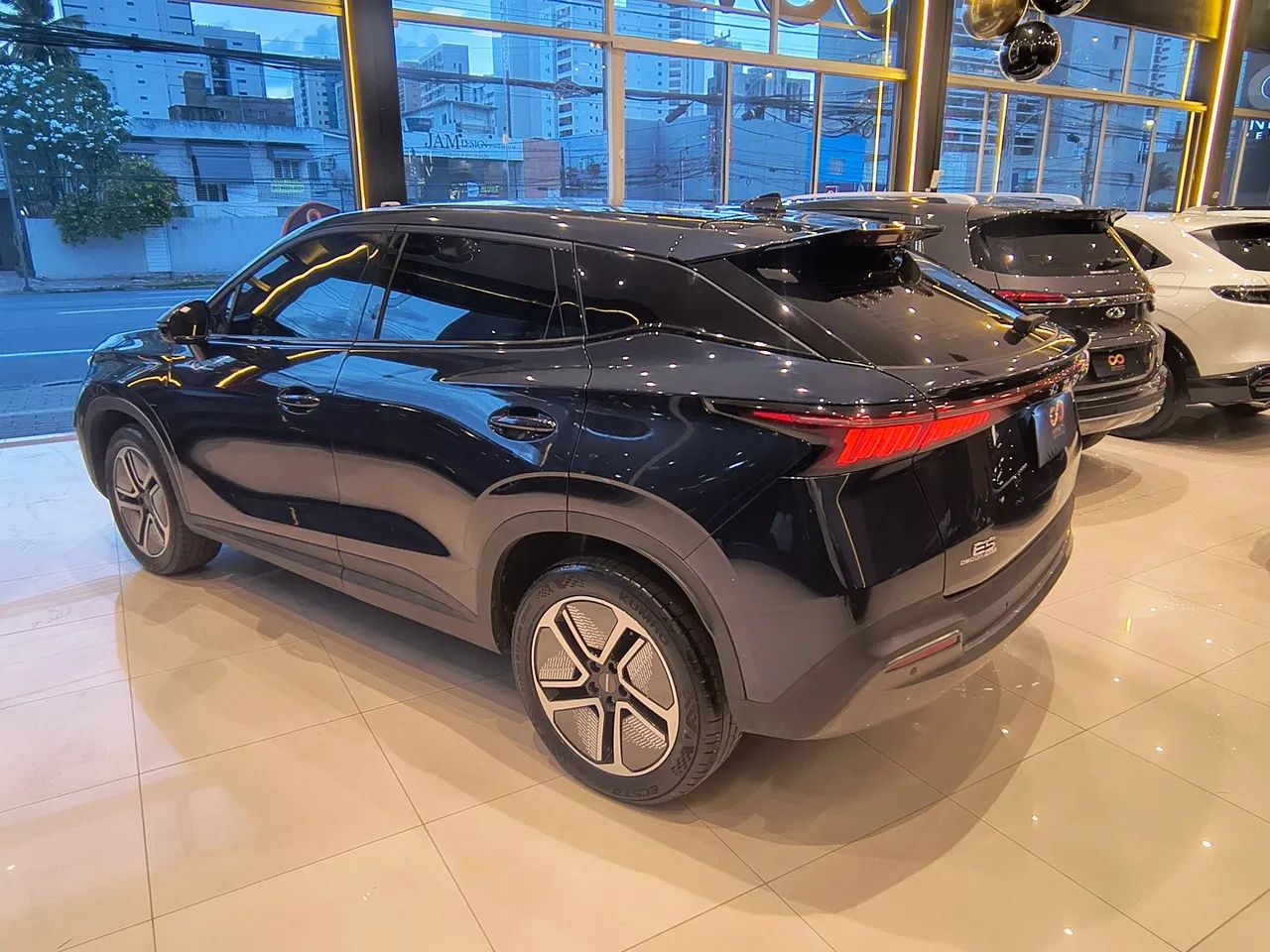 Omoda E5 Elétrico (61,1 KW) 2026 - Foto 3