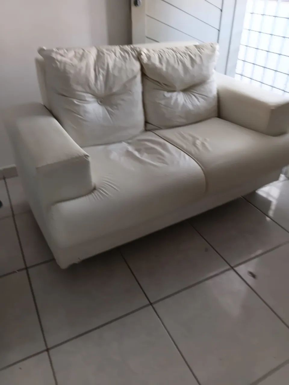 Sofá dois lugares em couro - Foto 3