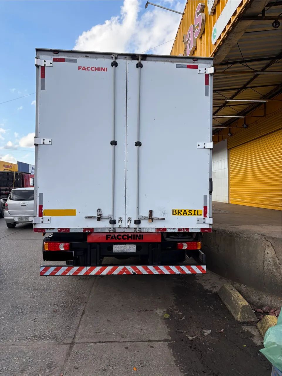 Accelo 815 2018  - Foto 2