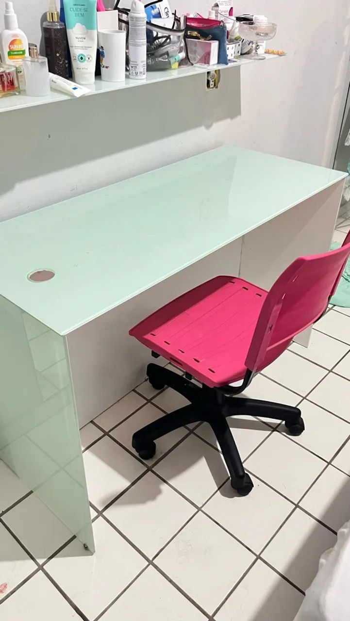 Mesa e cadeira  - Foto 2