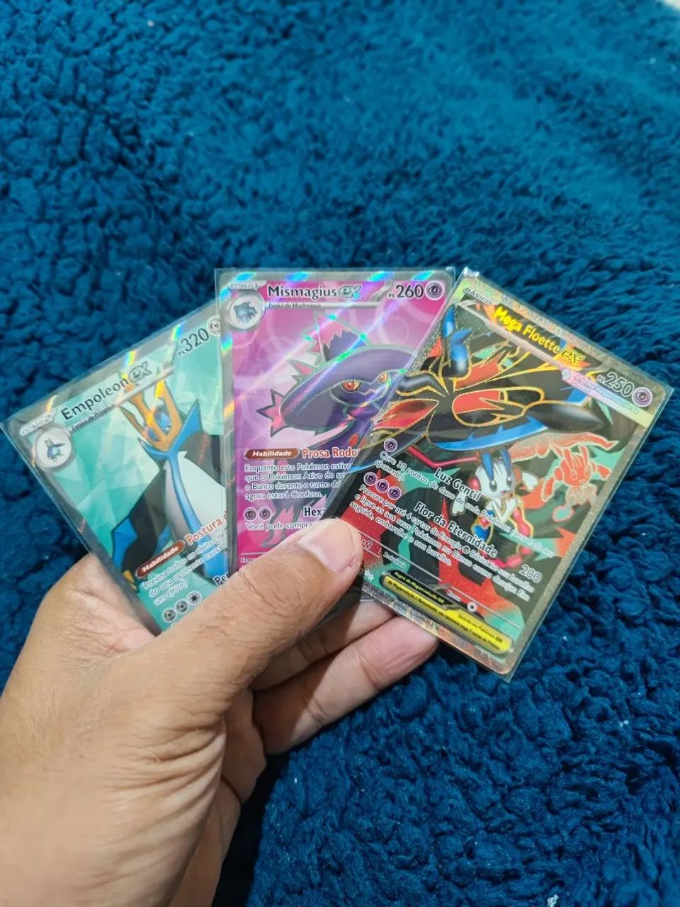 3 cartas de POKEMON TCG Full Art