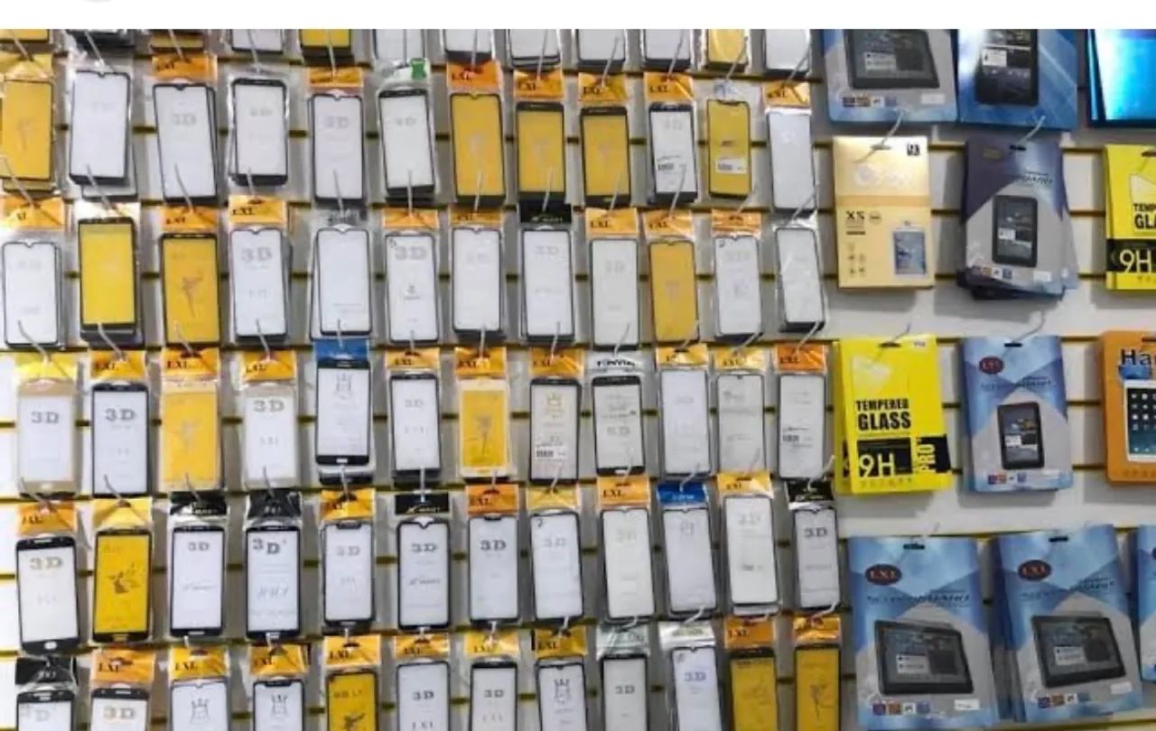 VENDO LOJA COMPLETA DE ACESSÓRIOS PARA CELULAR  - Foto 2