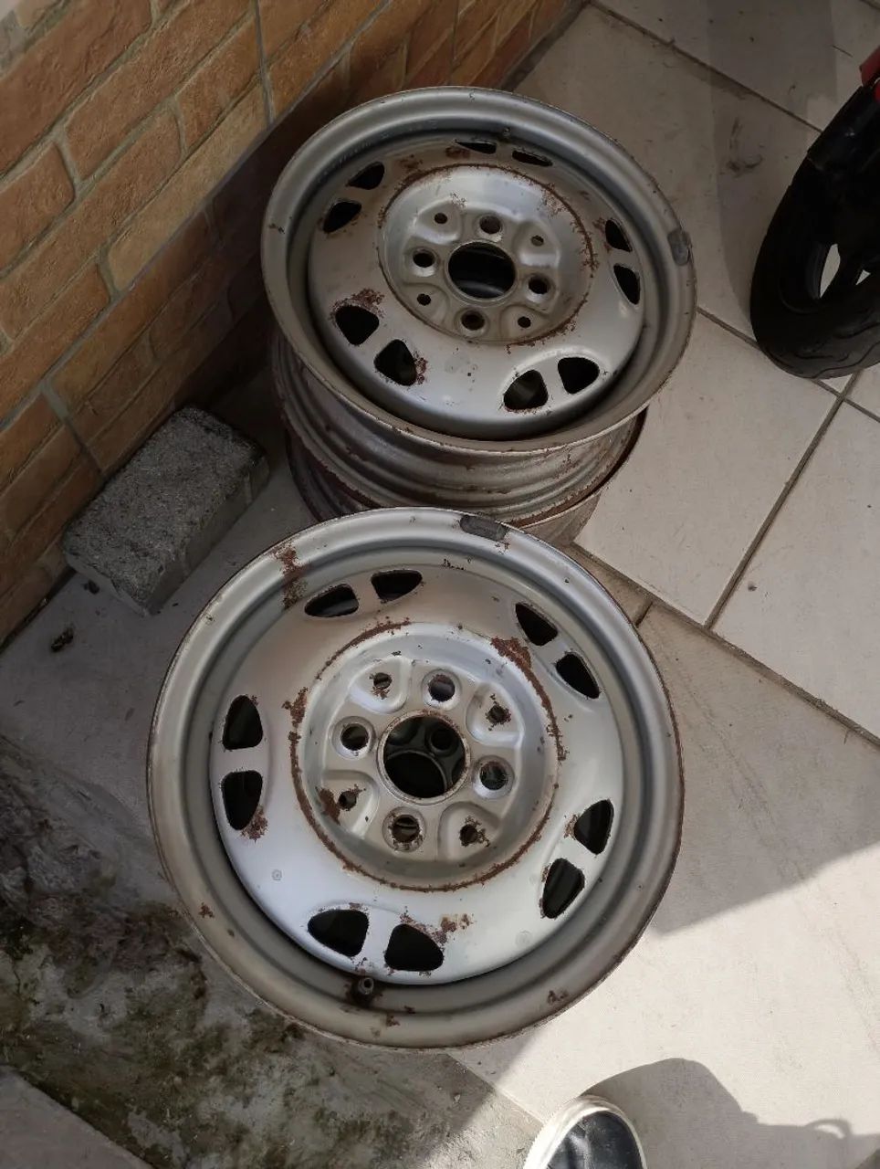 Aro 13 GM Corsa celta Chevette,cheve  - Foto 2