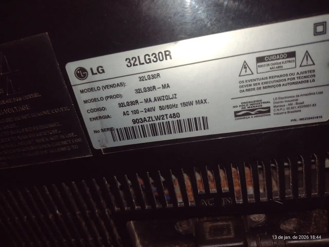 Tv LG 32 polegadas NÃO É SMART TEM QUE USAR CONVERSOR  - Foto 2