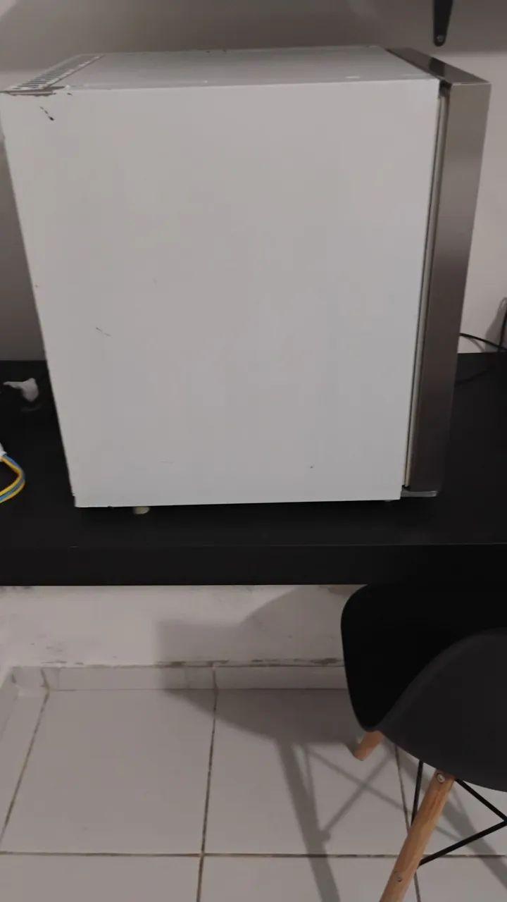 Mine refrigerador Red bull - Foto 4