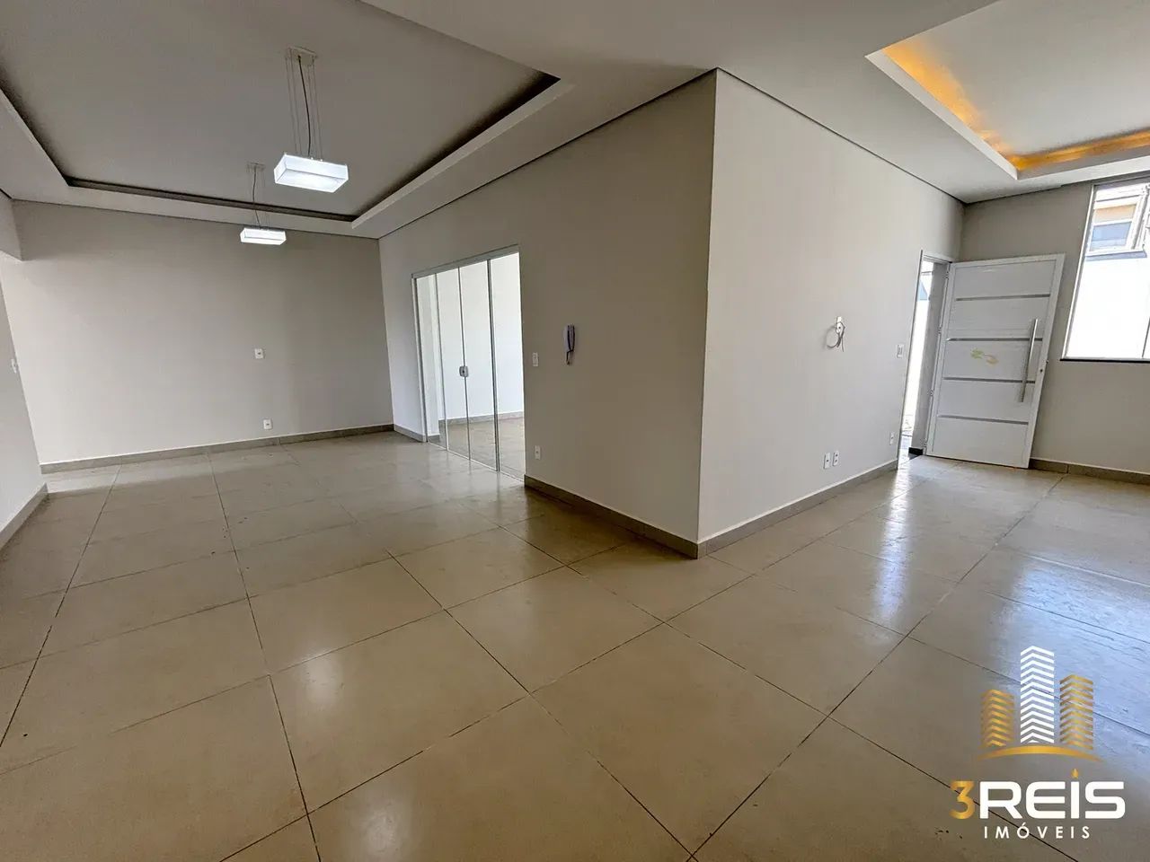 CASA TÉRREA MODERNA COM 3 SUÍTES EM SOCORRO/SP - Foto 4