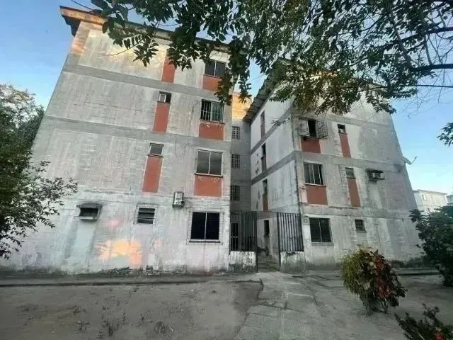Alugo Térreo no Residencial Tabuleiro dos Martins - 2 quartos - Foto 2