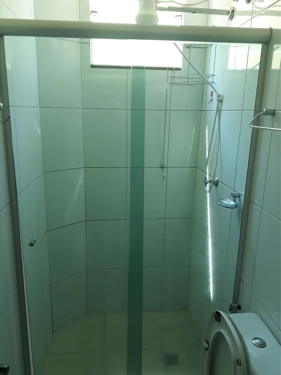 Anúncio suspenso 