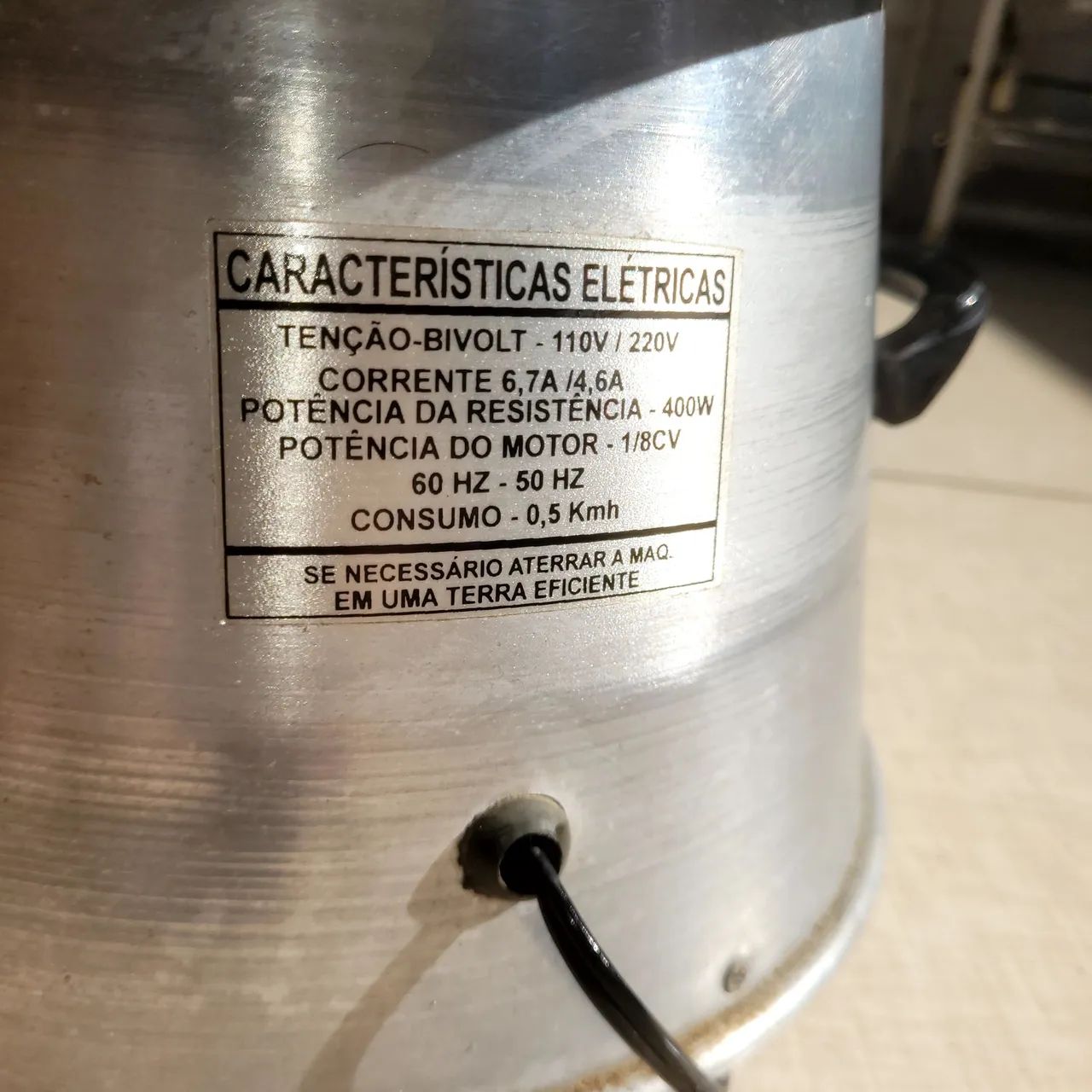 Máquina de Algodão Doce Profissional - Semi Nova ? - Foto 2