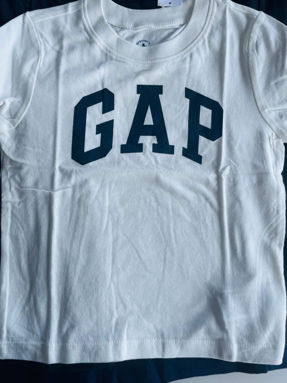 Camiseta Infantil GAP - TAM 4 e 5 - Importado EUA - Foto 4