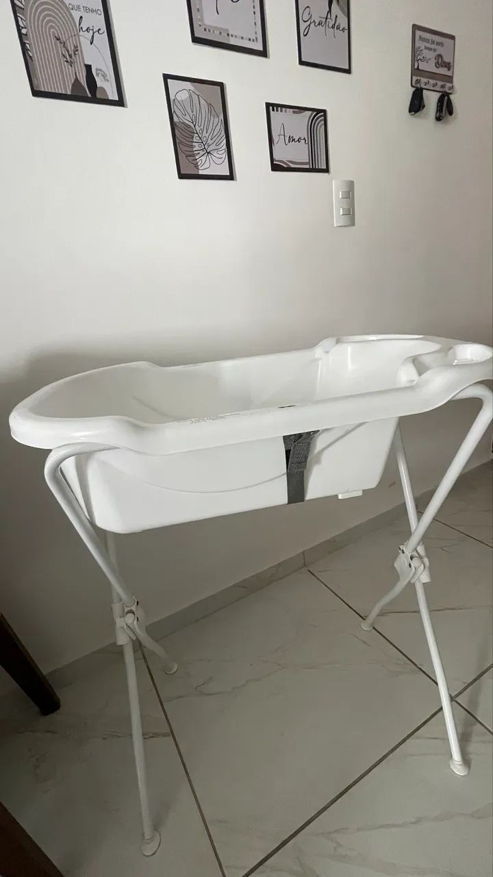 Vendo - banheira infantil/ com suporte  - Foto 2