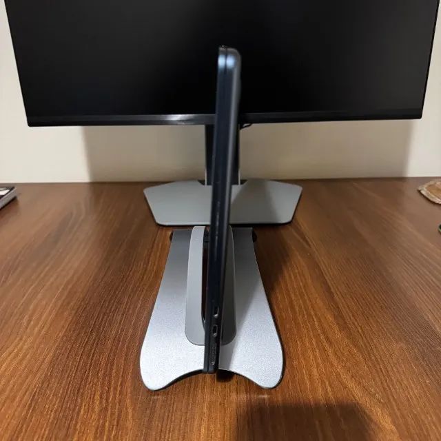 Suporte Stand Vertical de Alumínio para Notebook Macbook  - Foto 3