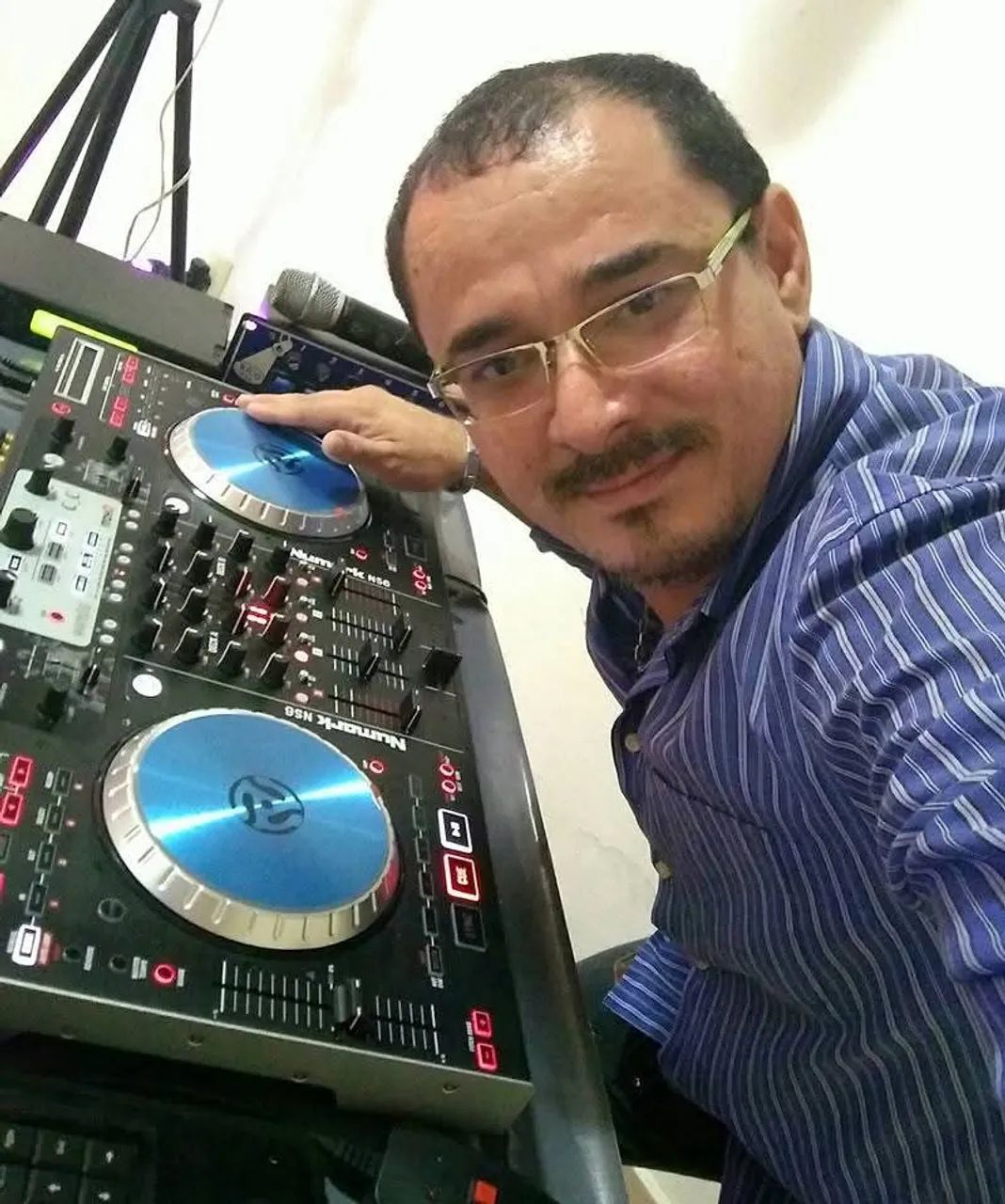 DJ, som e iluminação  - Foto 3