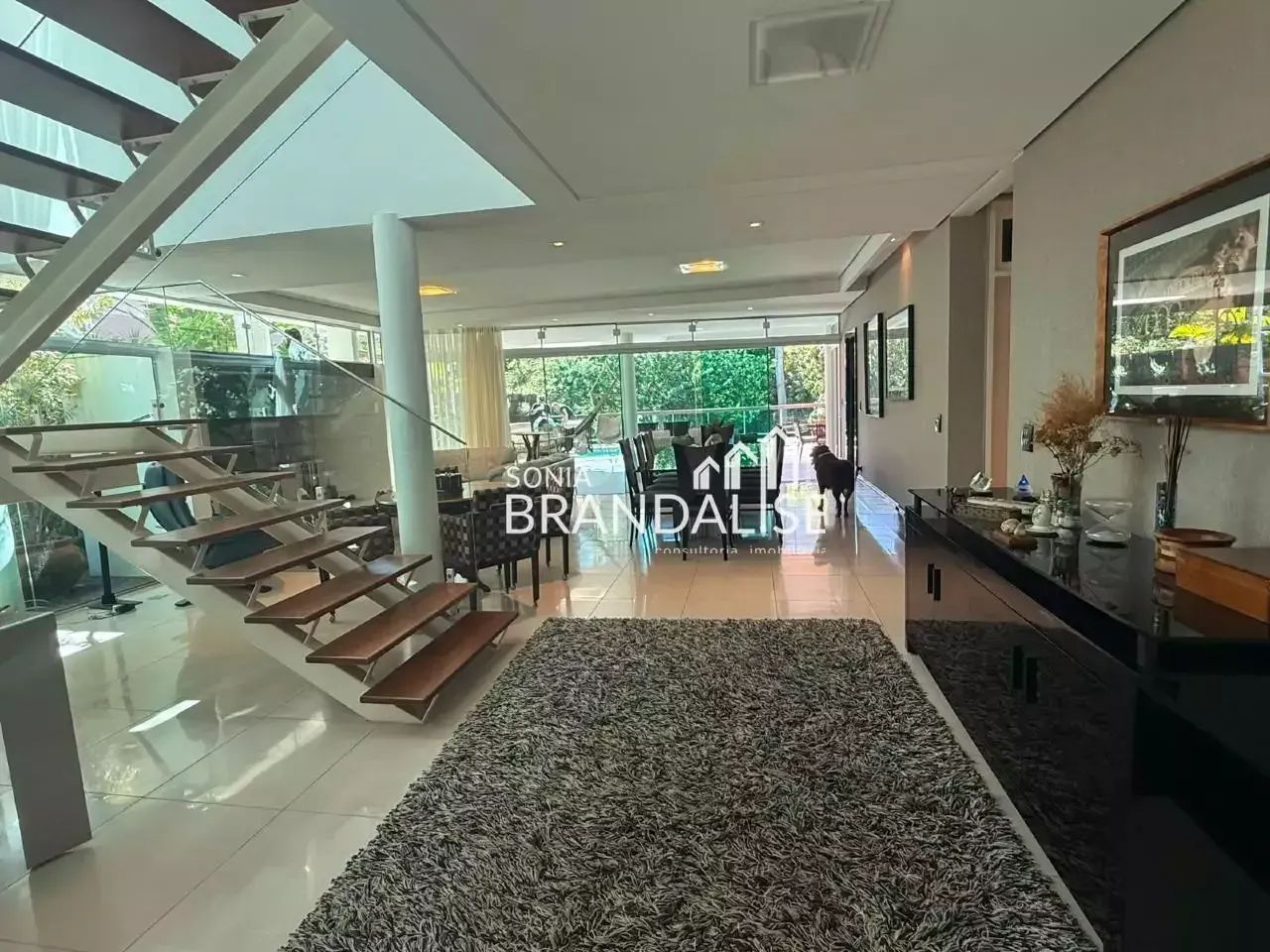 UMA RESIDENCIA EXTRAORDINÁRIA NO CORAÇÃO DE FLORIPA - Foto 2