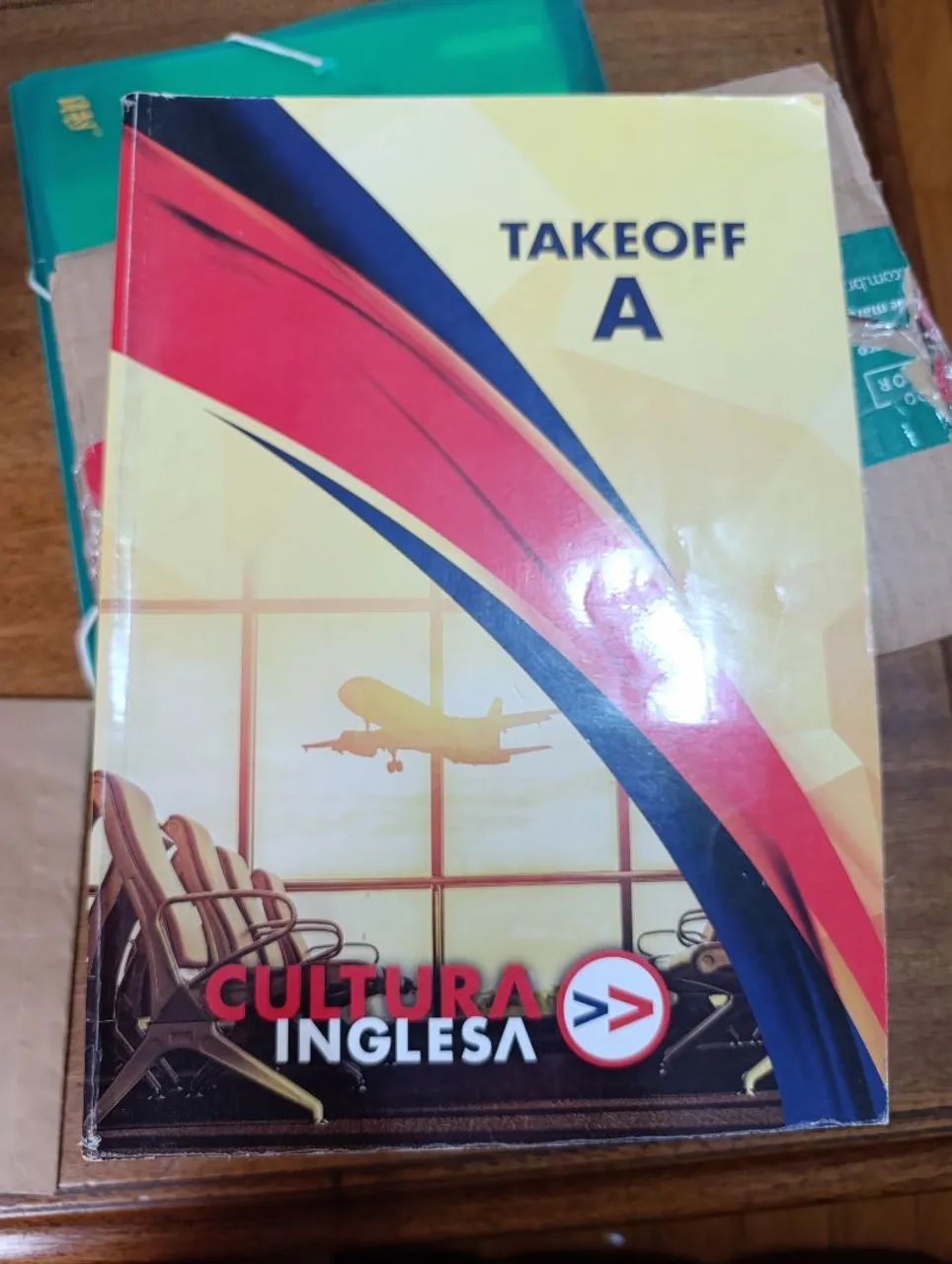 Vendo livro inglês TakeOff A