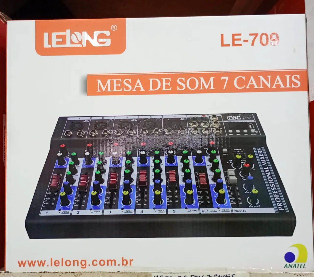 Mesa de som 7 canais nova lacrada