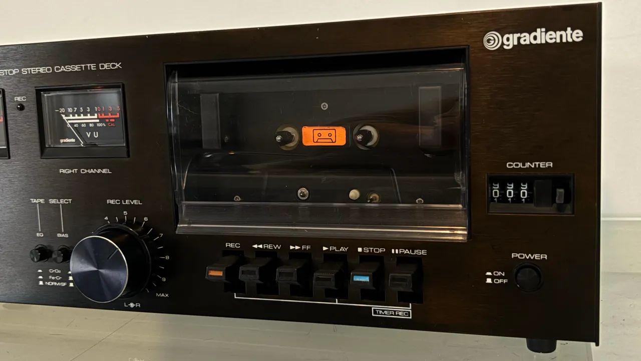 Tape deck Gradiente CD-2000 revisado - Foto 3