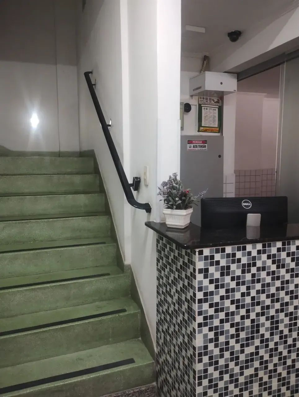 Sala comercial ,2 wcs, garagem, elevador.m Vila Belmiro - Santos - SP - Foto 4