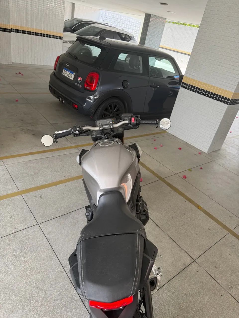 Cb 650 r  - Foto 4