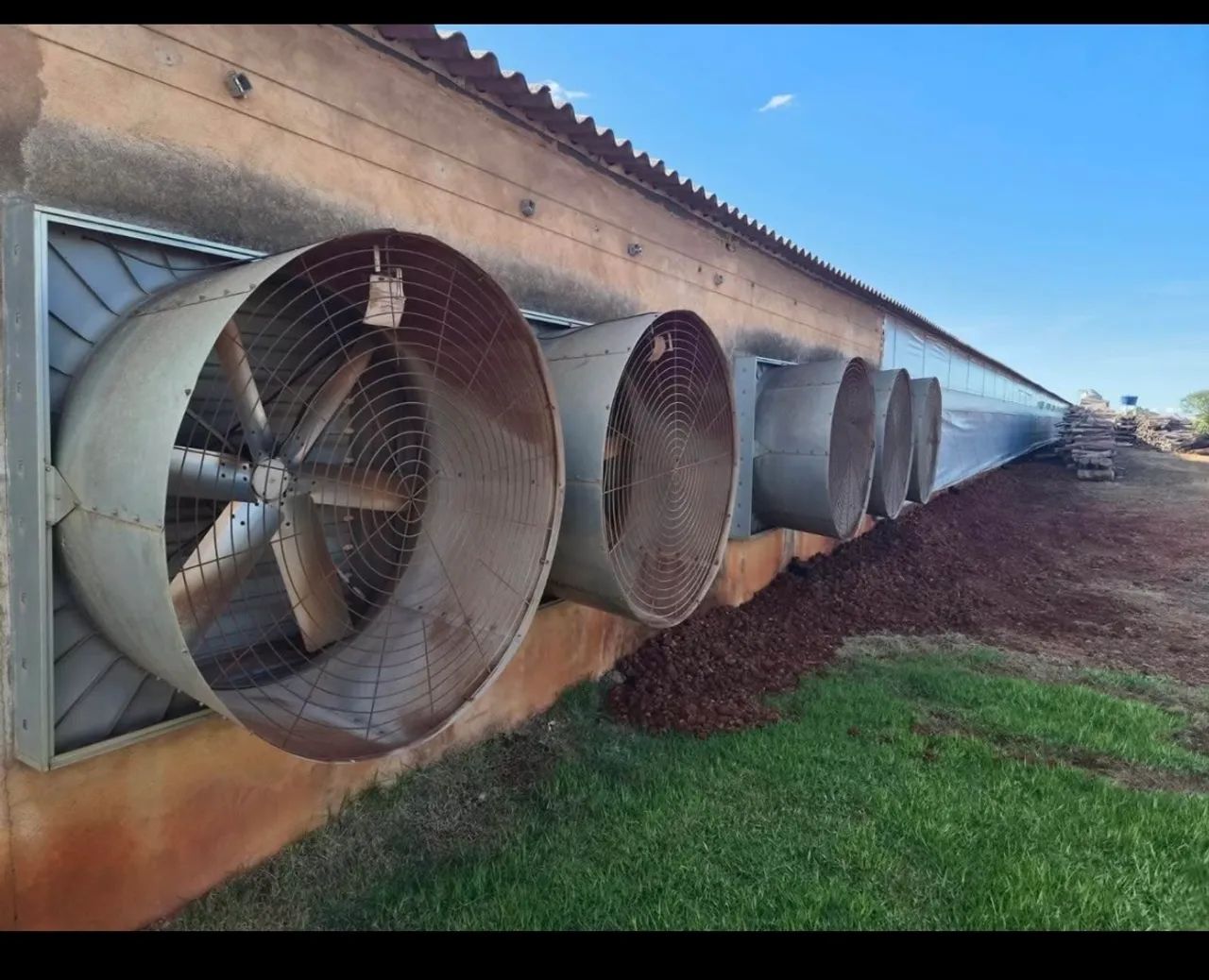 Exaustores para aviários - Foto 2