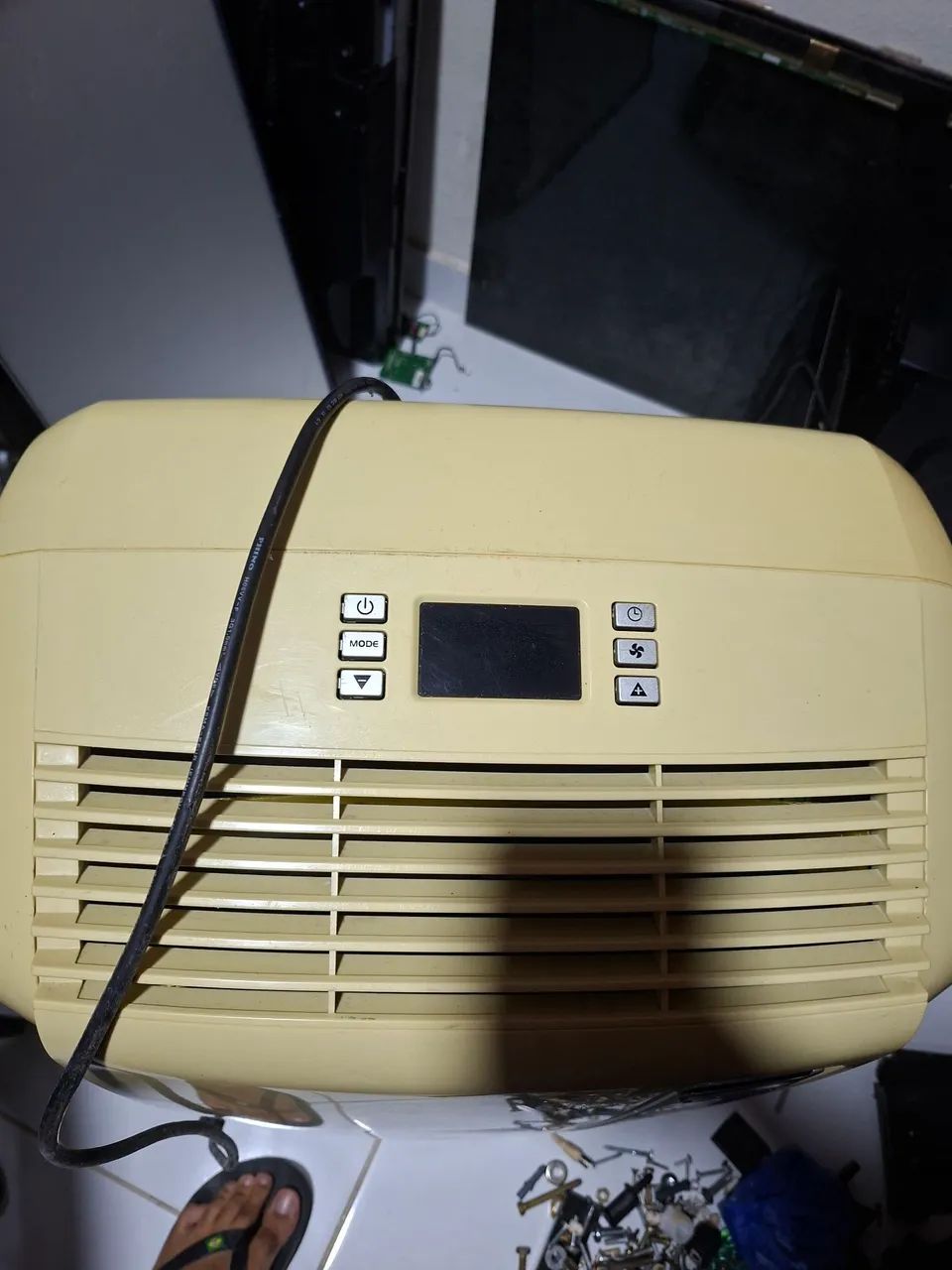 Ar Condicionado Portátil 12000 BTUs 220V