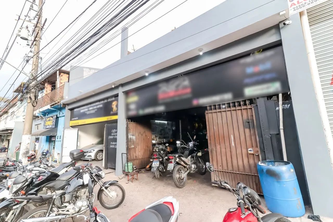 Casa comercial na Rua Feitiço da Vila, 831  720 m²