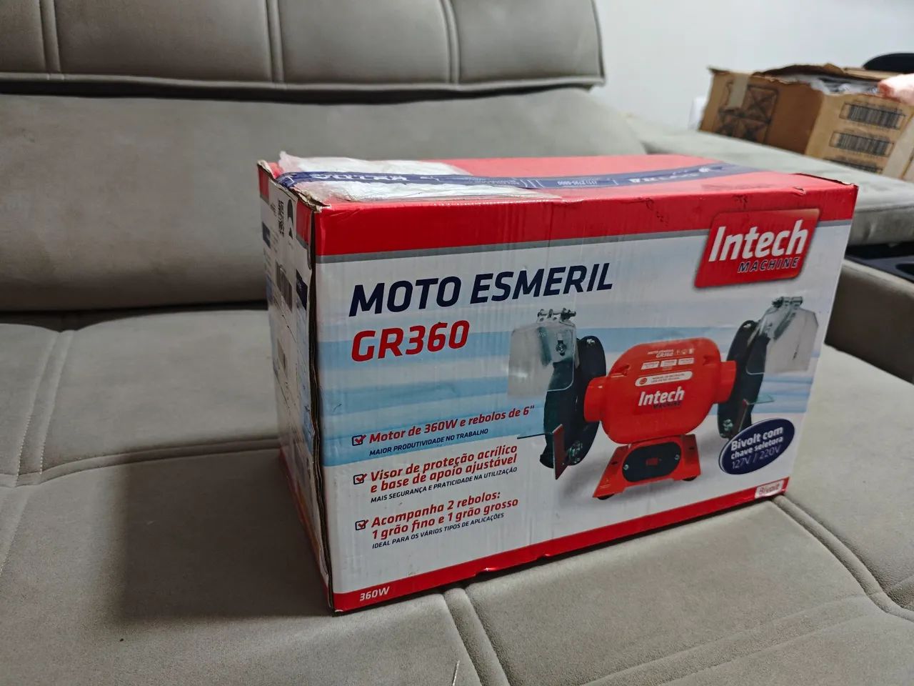 Motor Esmeril na caixa nunca usada