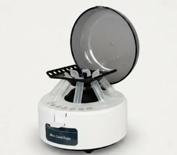Mini centrífuga Biotron bivolt  - Foto 2