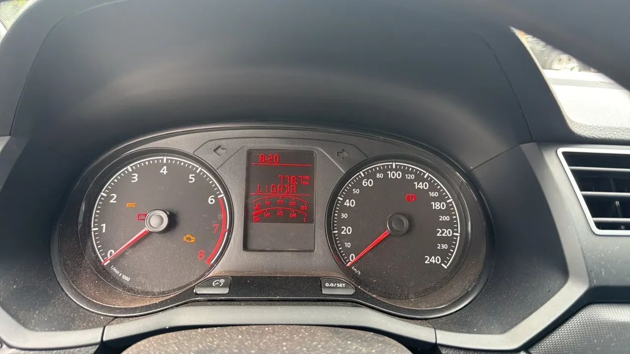 Volkswagen Saveiro Robust 1.6 Total Flex 16V, foto 3 de 3