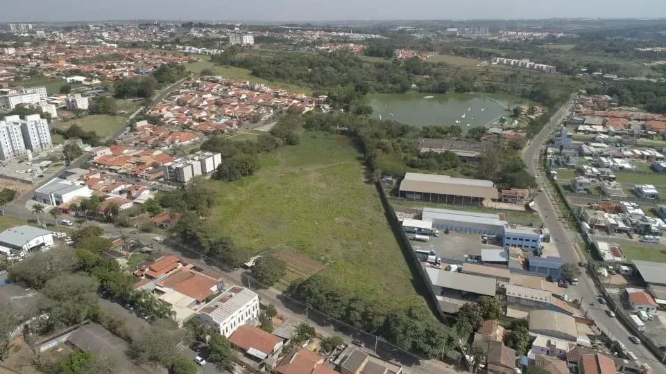 Área à venda em Jaguariúna - SP