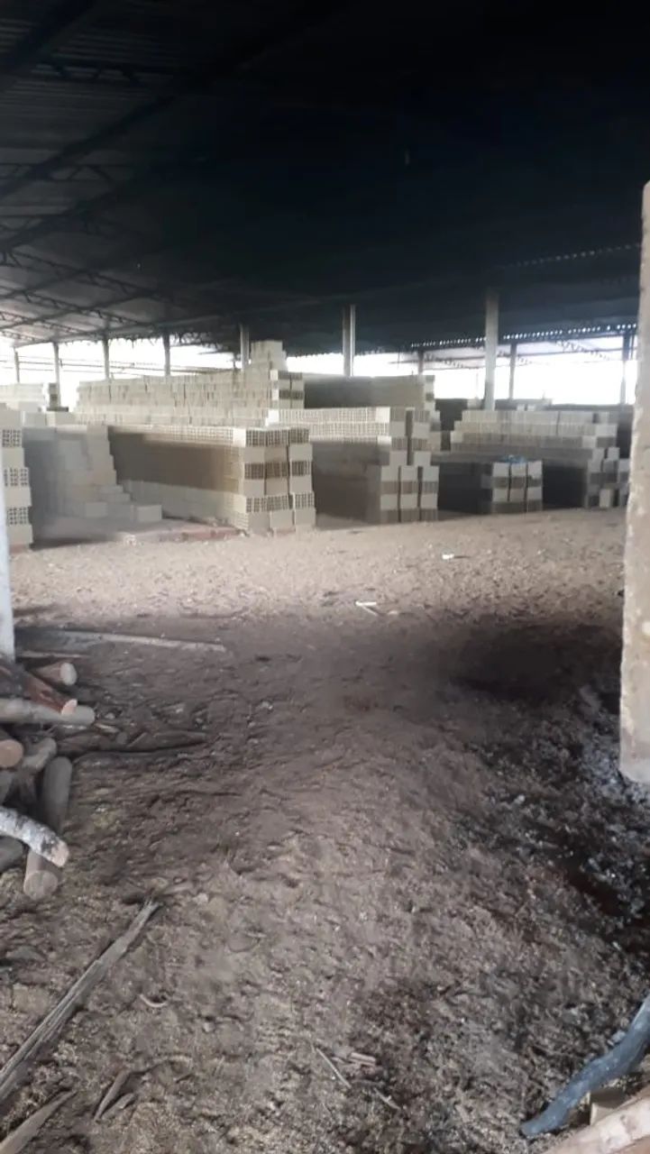 FÁBRICA DE CERÂMICA À VENDA - Foto 2