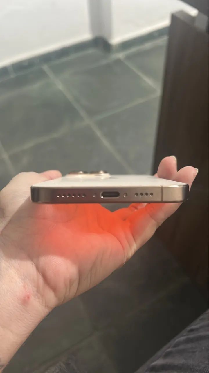 Iphone 16 Pro Max - Foto 2