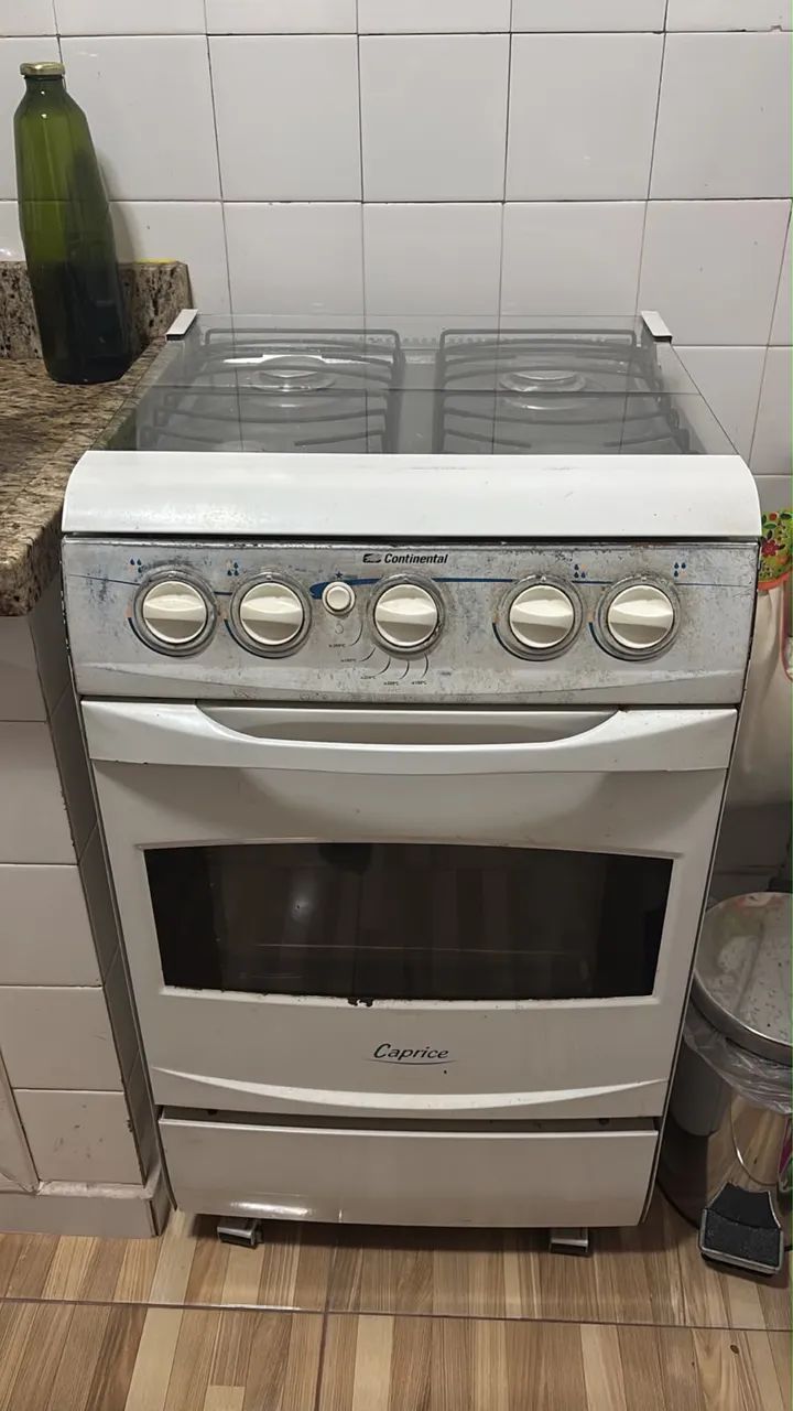 Baú e Colchão + Fogão e estante  - Foto 4