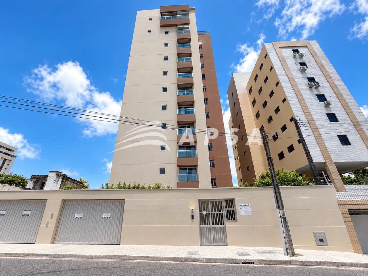 NO DIONÍSIO TORRES, ESTE APARTAMENTO MOBILIADO DE 130M² COMBINA AMPLITUDE, SOFISTICAÇÃO E 