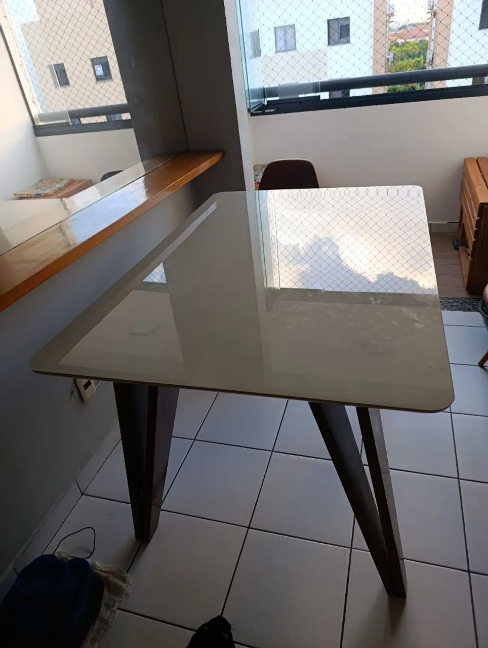 Mesa com tampo de vidro - Foto 3