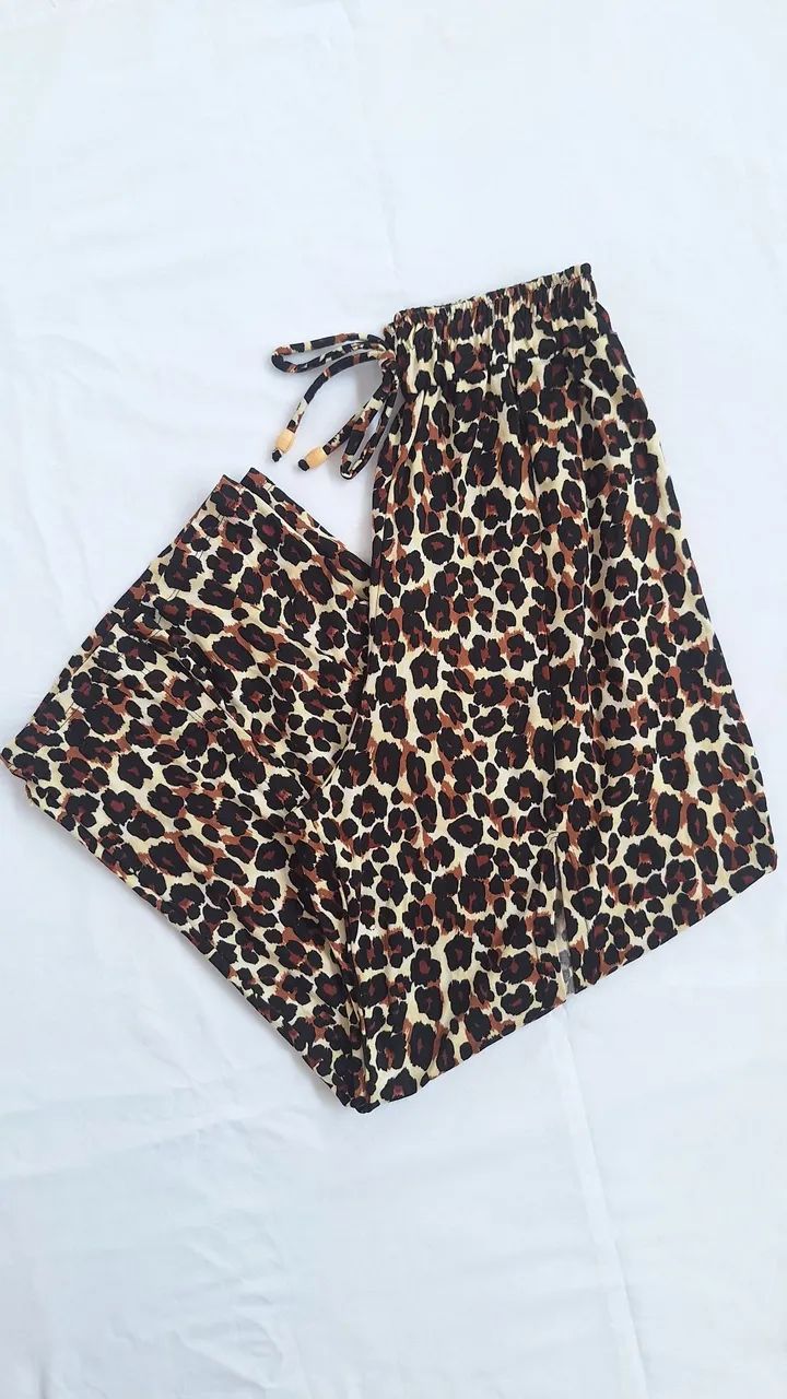 Calça pantalona oncinha  - Foto 4