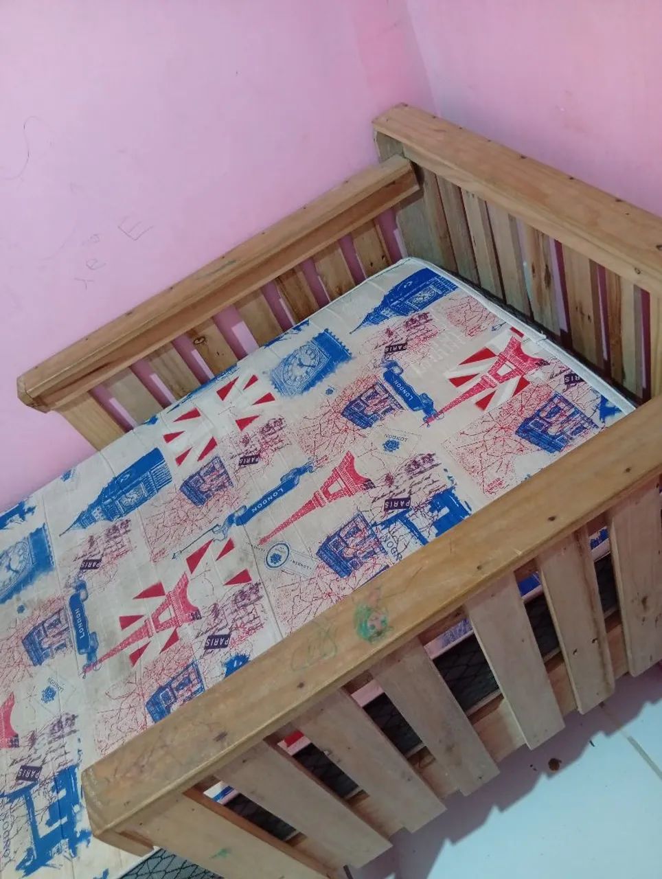Cama infantil em madeira  - Foto 2