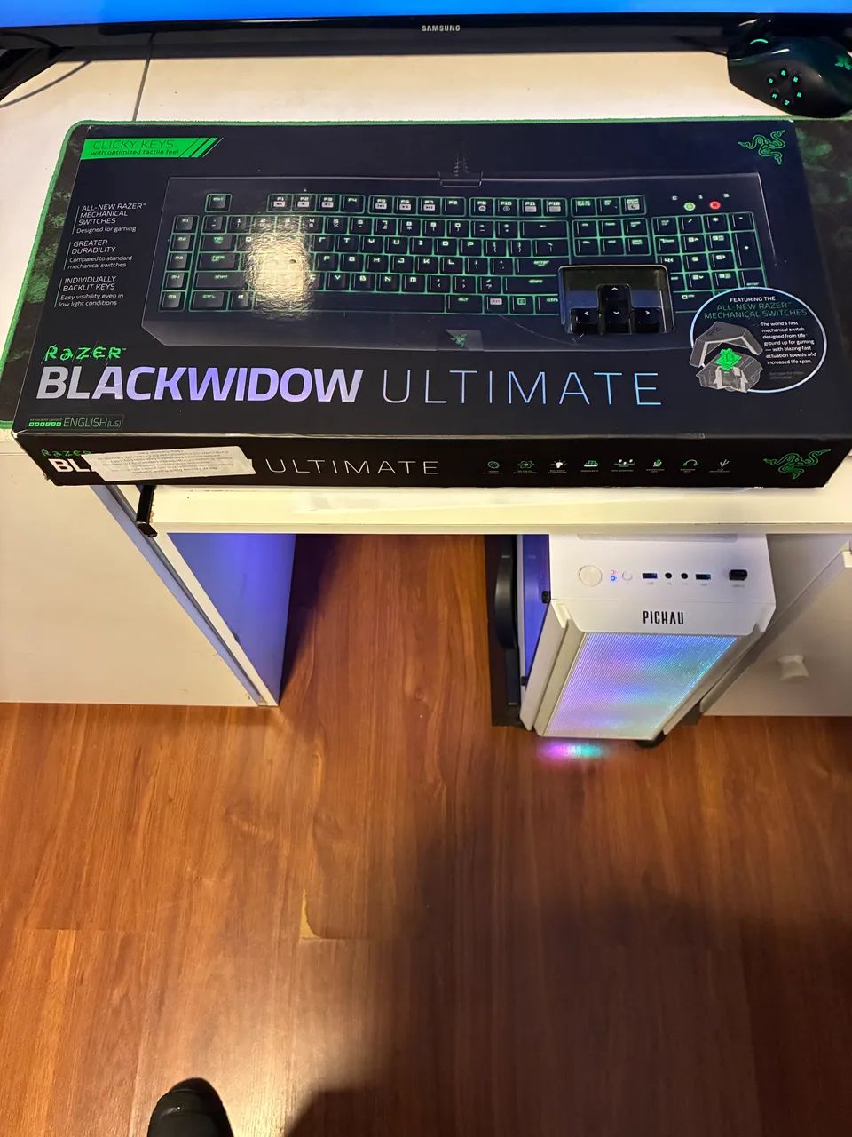 Teclado mecânico gamer razer blackwidow ultimate com caixa original