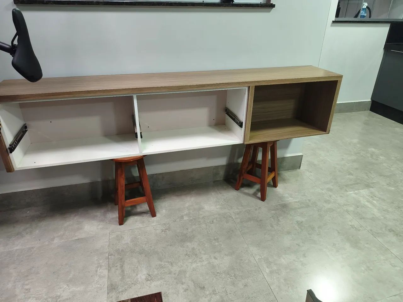 Home ou balcão suspenso com duas gavetas 100% MDF - Foto 4