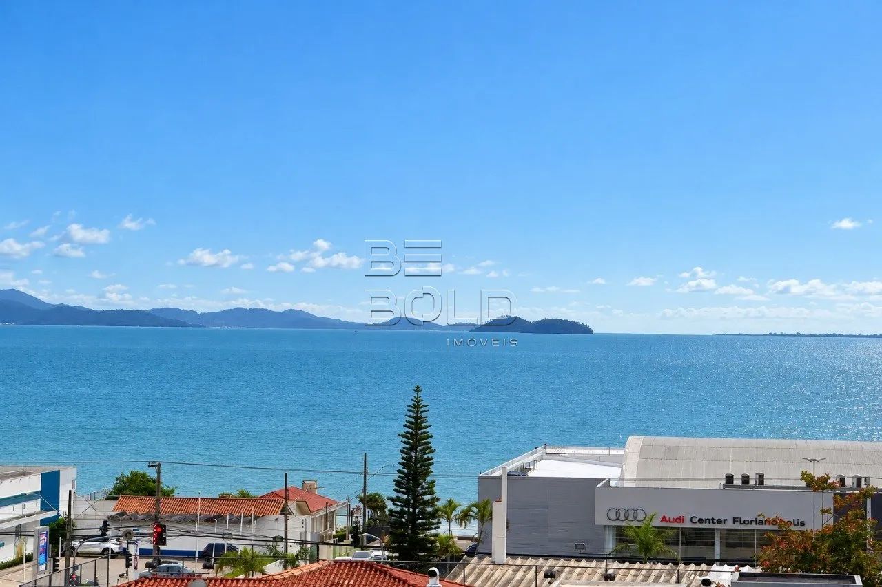 Apartamento 2 dormitórios com vista mar - Foto 4