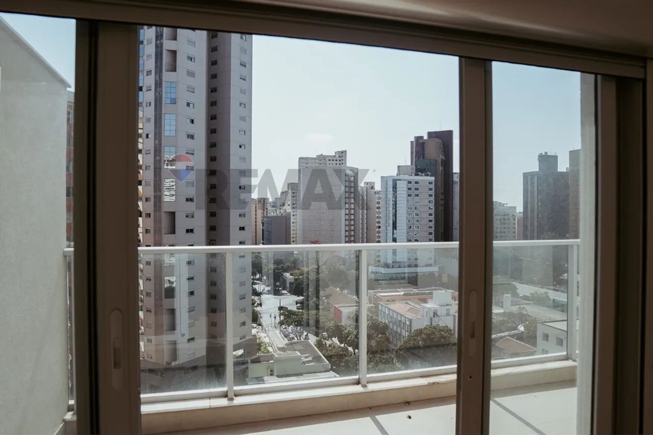 Apartamento Sofisticado no Funcionários, BH - à Venda