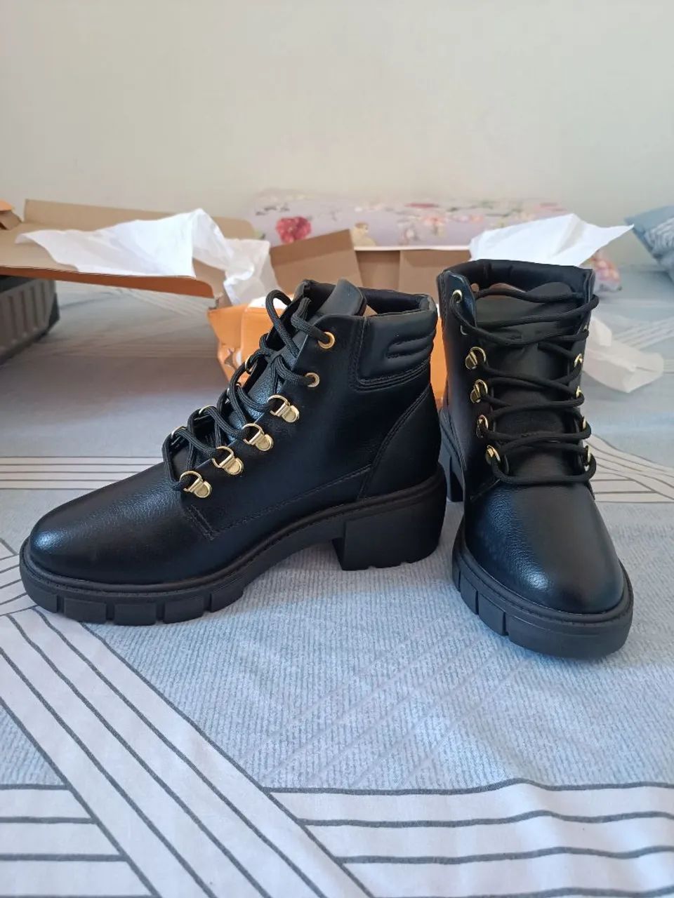 Bota coturno Beira Rio (Nova)