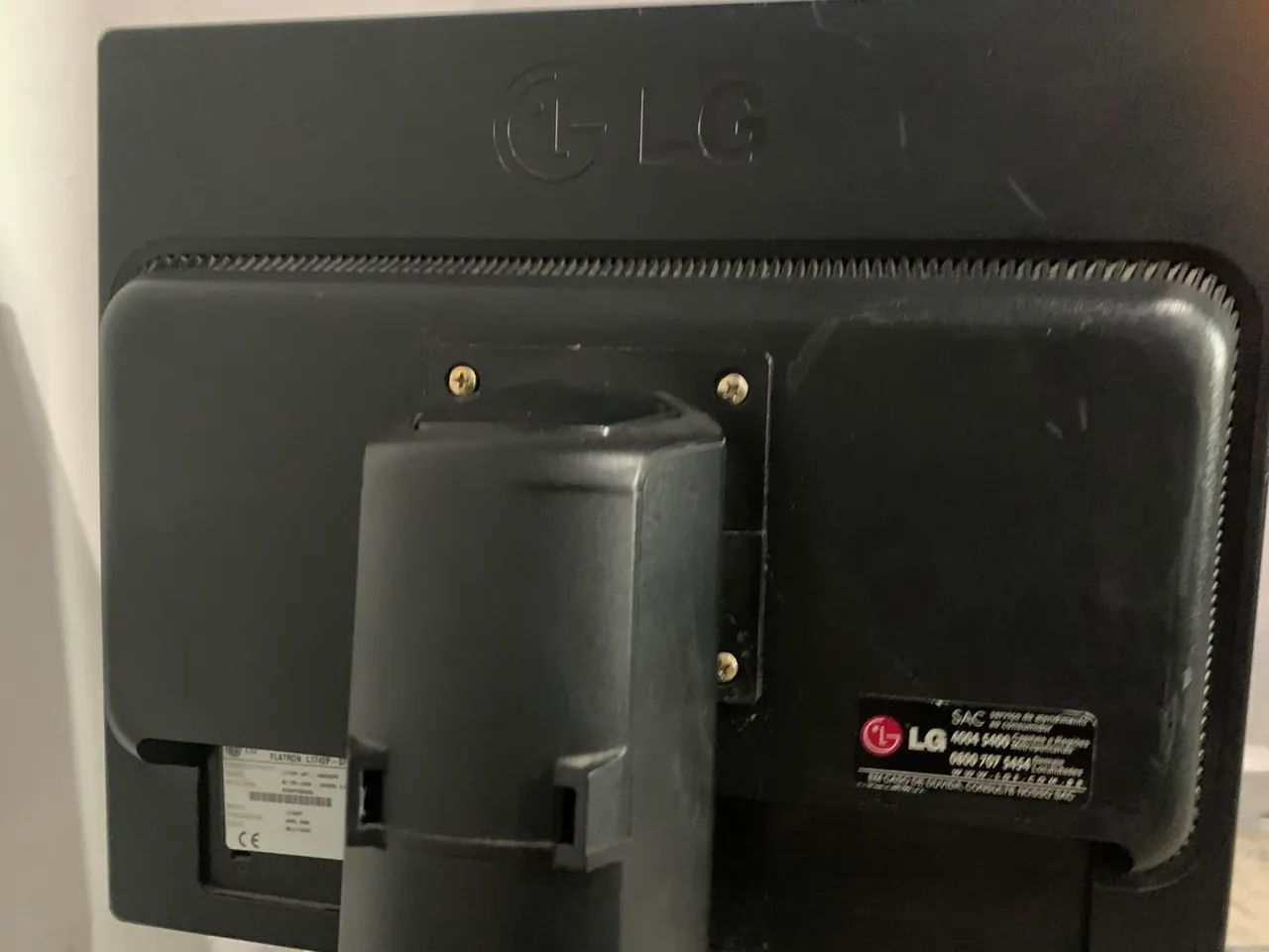 Monitor LG Flatron" L1742P -- Funcionando perfeitamente | Usado - Foto 4